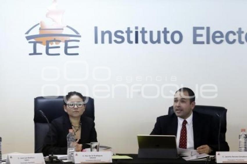 SESIÓN IEE