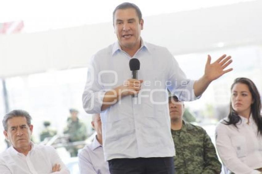 IZÚCAR DE MATAMOROS . ARCO DE SEGURIDAD