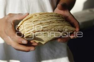 TORTILLA . ECONOMÍA