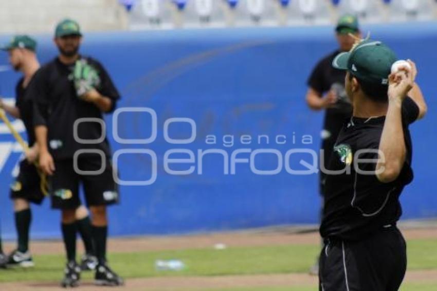 BEISBOL . ENTRENAMIENTO . PERICOS DE PUEBLA