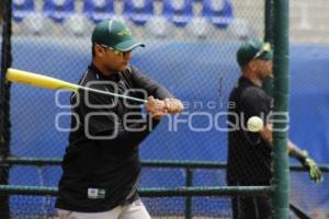 BEISBOL . ENTRENAMIENTO . PERICOS DE PUEBLA