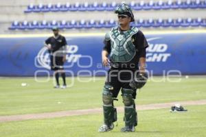 BEISBOL . ENTRENAMIENTO . PERICOS DE PUEBLA