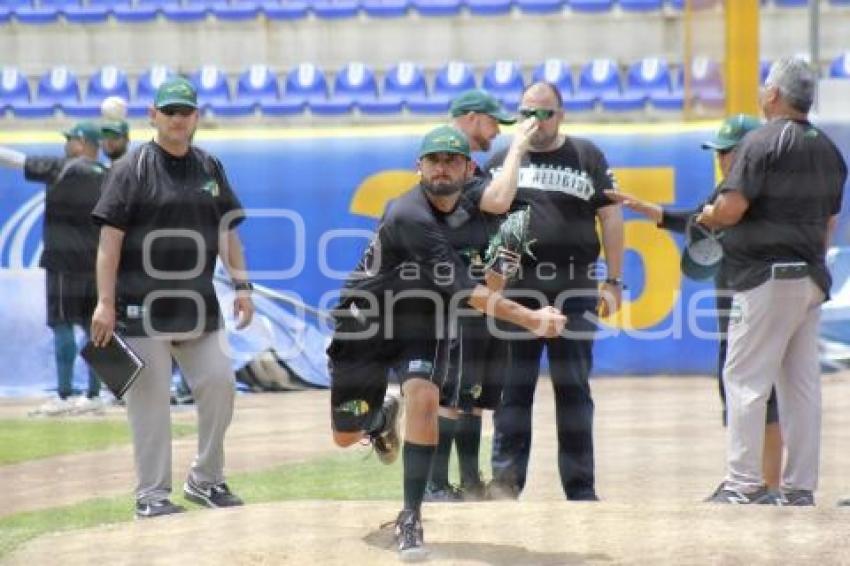 BEISBOL . ENTRENAMIENTO . PERICOS DE PUEBLA