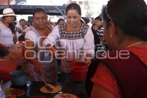 FERIA DE LA GORDITA . DINORAH LOPEZ