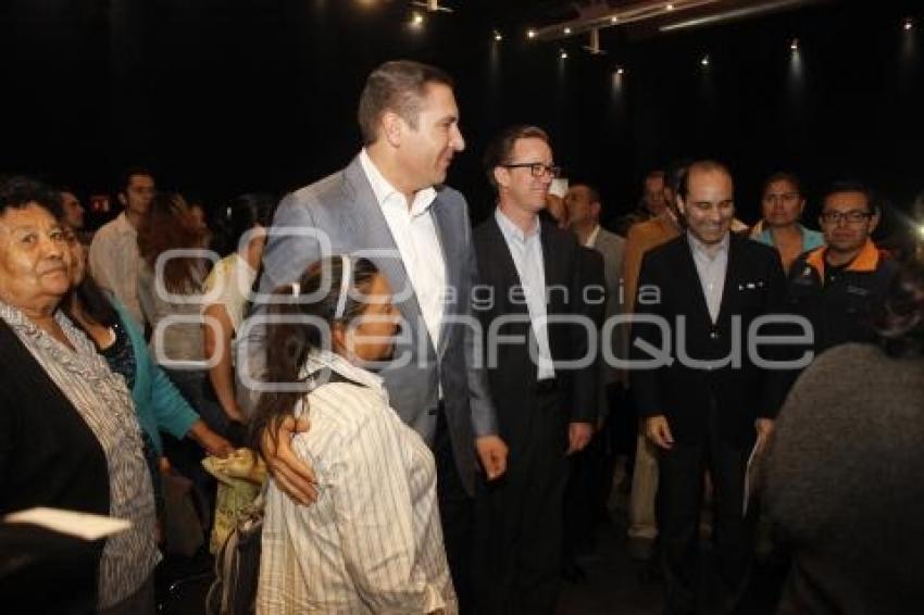 ENTREGA DE RECONOCIMIENTOS