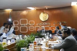SESIÓN ORDINARIA . INE