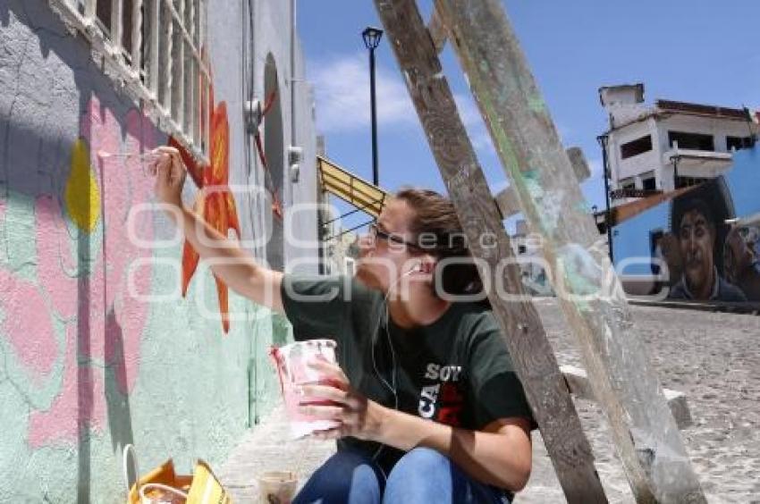 CIUDAD MURAL . BARRIO DE XANENETLA