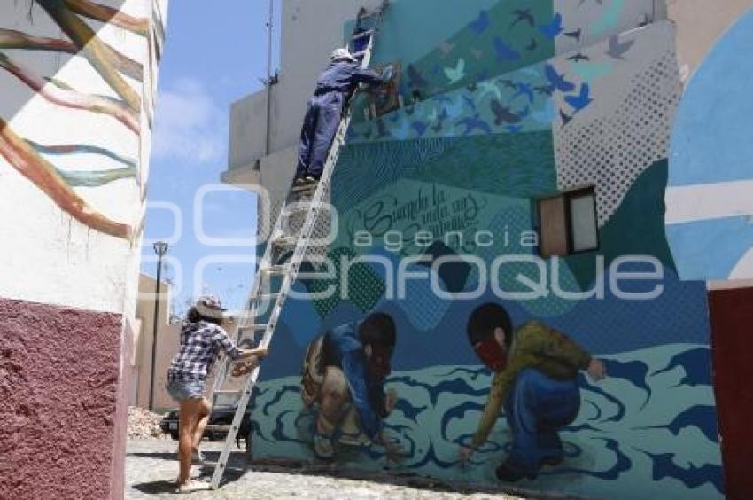 CIUDAD MURAL . BARRIO DE XANENETLA