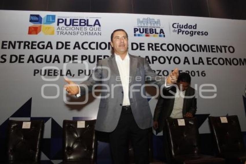 ENTREGA DE RECONOCIMIENTOS