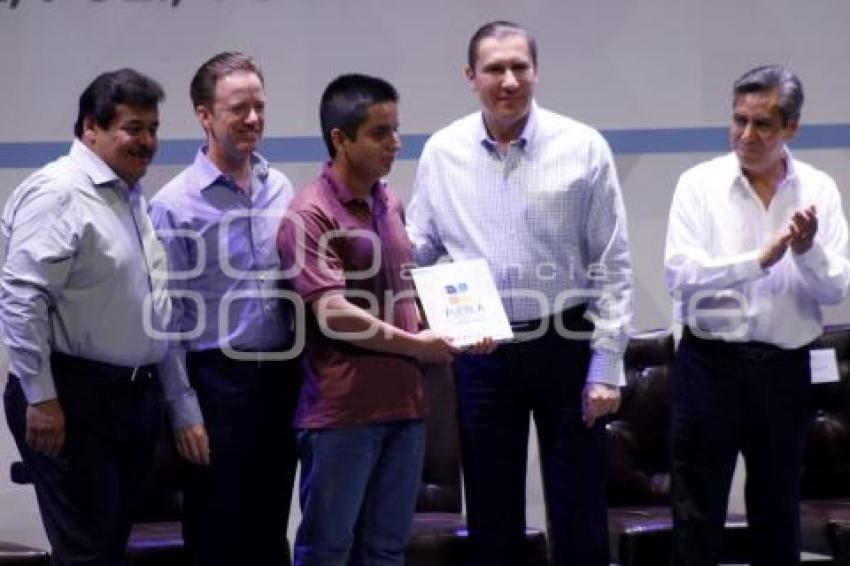 ENTREGA DE TABLETAS