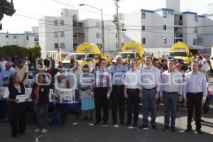 GOBIERNO . ENTREGA DE OBRA