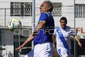 FUTBOL VETERANOS . PUEBLA FC VS CRUZ AZUL