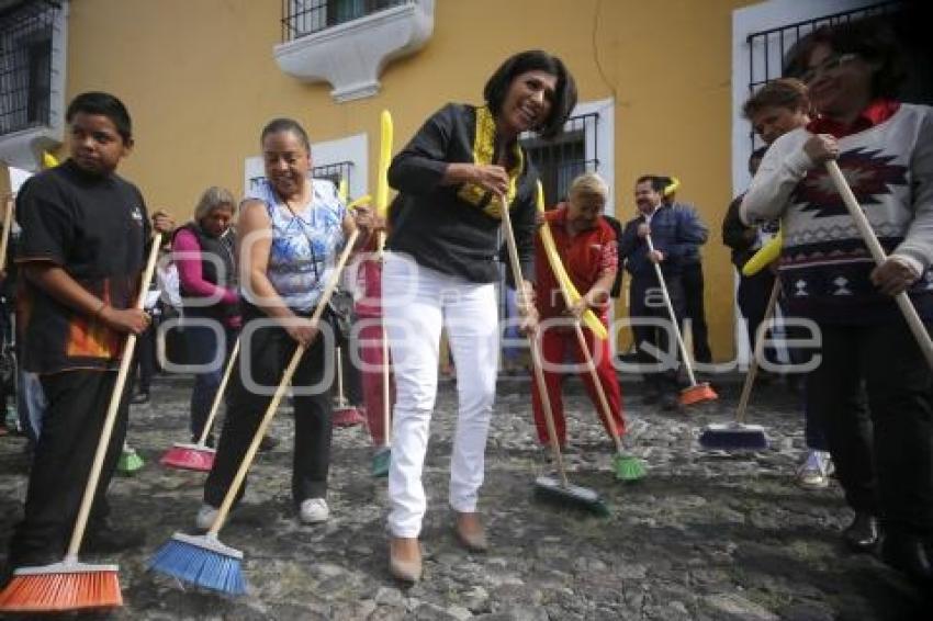 INICIA CAMPAÑA ROXANA LUNA