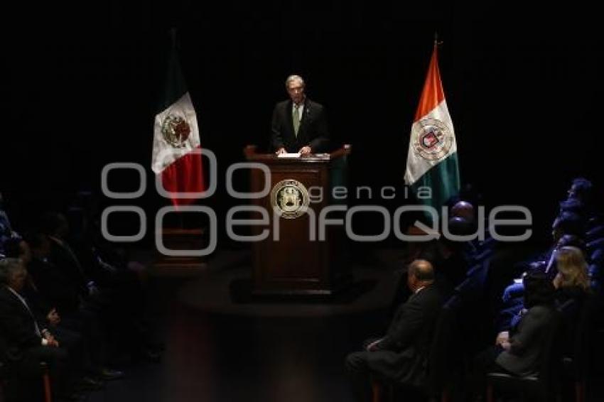 UDLAP . INFORME LUIS ERNESTO DERBÉZ