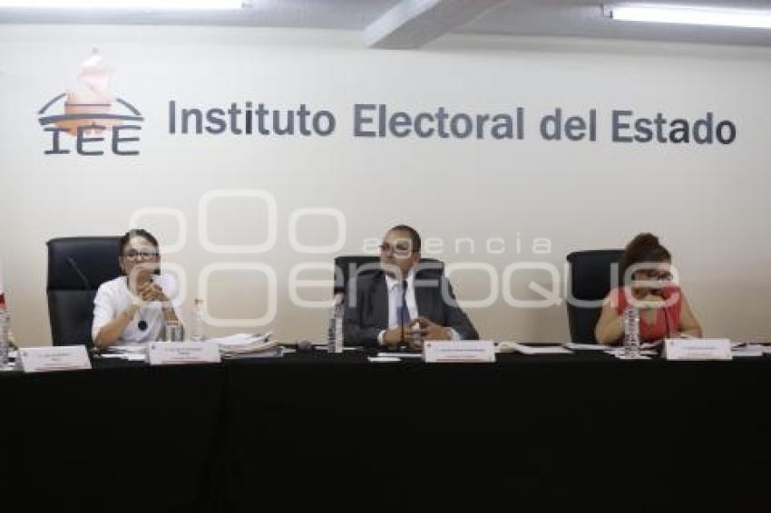 SESIÓN IEE