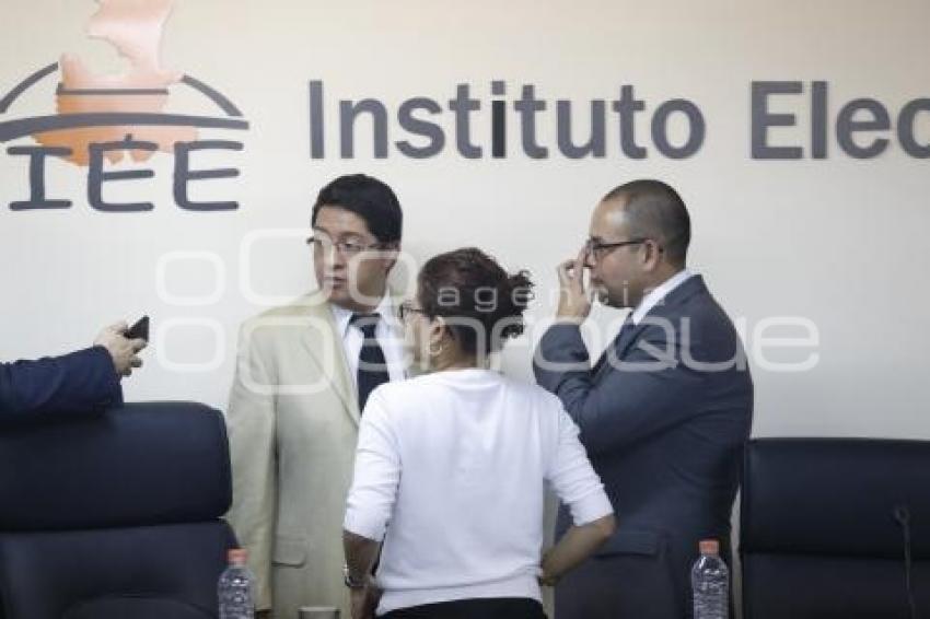 SESIÓN IEE