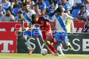 FUTBOL . PUEBLA FC VS CHIVAS