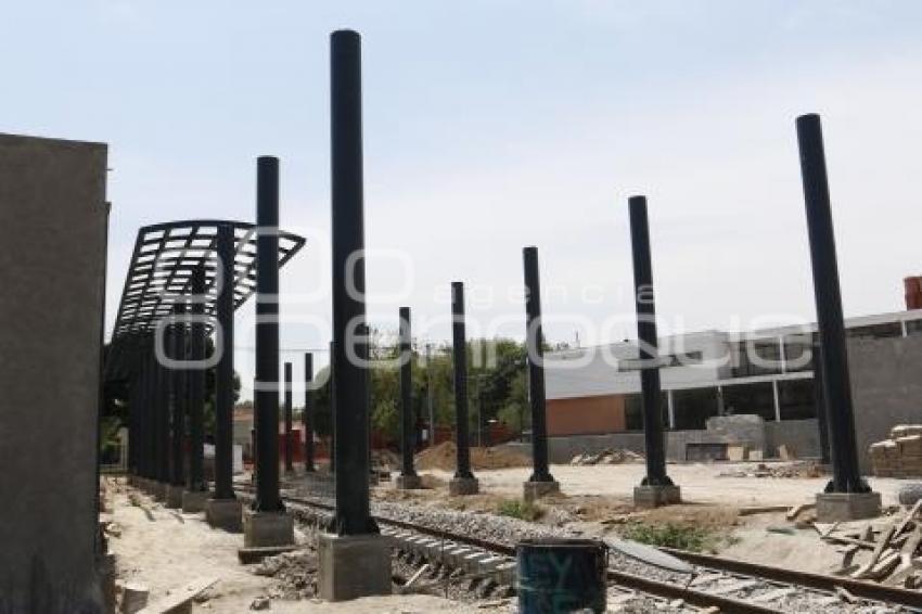TREN TURÍSTICO