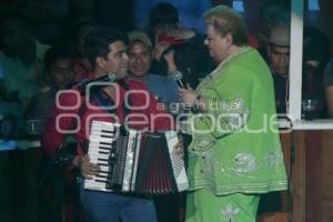 PAQUITA LA DEL BARRIO EN PALENQUE DE LA FERIA