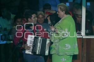 PAQUITA LA DEL BARRIO EN PALENQUE DE LA FERIA