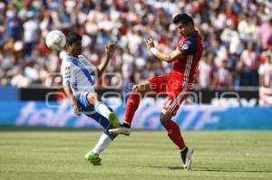 FÚTBOL . PUEBLA FC VS CHIVAS