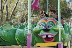 FERIA DE PUEBLA 2016 . JUEGOS MECÁNICOS