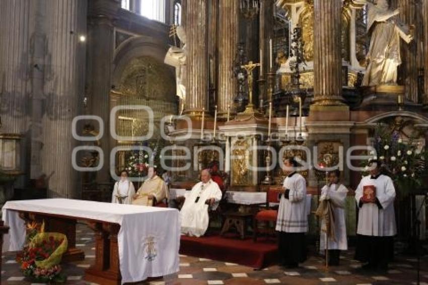 MISA DOMINICAL . CATEDRAL