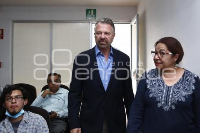 PRESENTACIÓN LIBRO SÓLO ASÍ