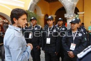 ENTREGA DE UNIFORMES . CHOLULA