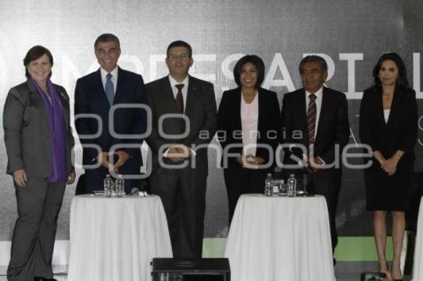 ELECCIONES . ENCUENTRO EMPRESARIAL