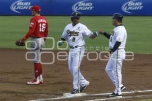 BÉISBOL . PERICOS VS DIABLOS