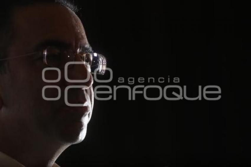 SIGAMOS AVANZANDO . JAVIER LOZANO