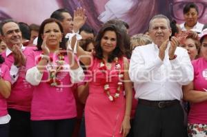 ELECCIONES . BLANCA ALCALA . LIENZO CHARRO