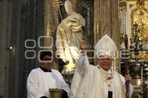 MISA DOMINICAL . CATEDRAL