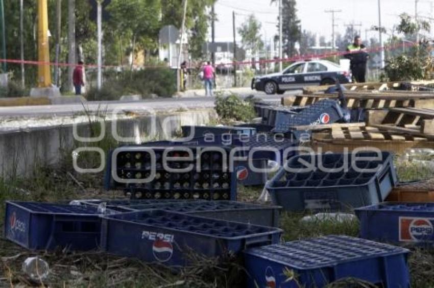 TREN GOLPEA TRACTO CAMION DE REFRESCOS 