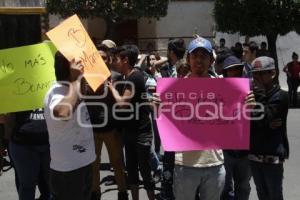 MANIFESTACIÓN CONTRA CANDIDATA BLANCA ALCALA