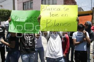 MANIFESTACIÓN CONTRA CANDIDATA BLANCA ALCALA