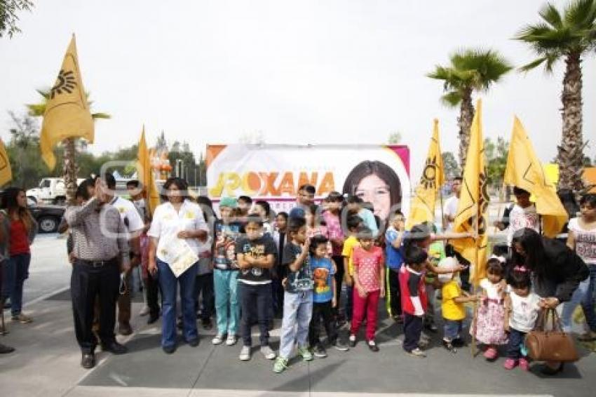 ELECCIONES . ROXANA LUNA . PARQUE DE LA NIÑEZ