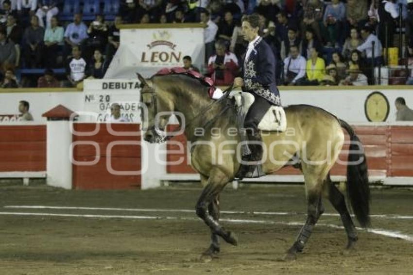 SEGUNDO CORRIDA DE FERIA PUEBLA 2016