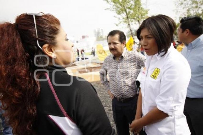 ELECCIONES . ROXANA LUNA . PARQUE DE LA NIÑEZ