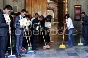 ELECCIONES . ROXANA LUNA . AYUNTAMIENTO