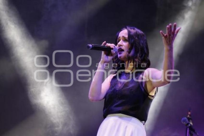 FERIA DE PUEBLA 2016 . JULIETA VENEGAS