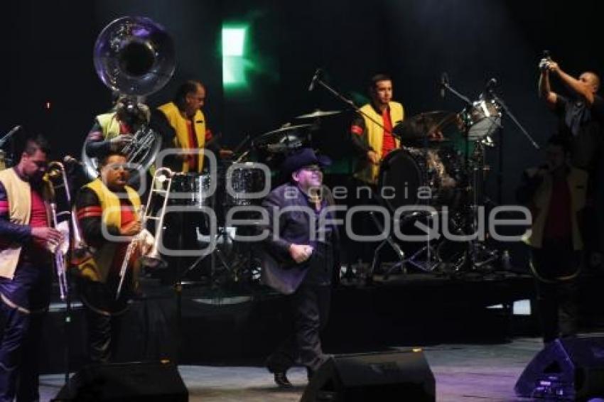 FERIA DE PUEBLA 2016 . CHUY LIZÁRRAGA