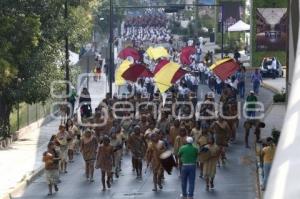 DESFILE 5 DE MAYO . ENSAYO