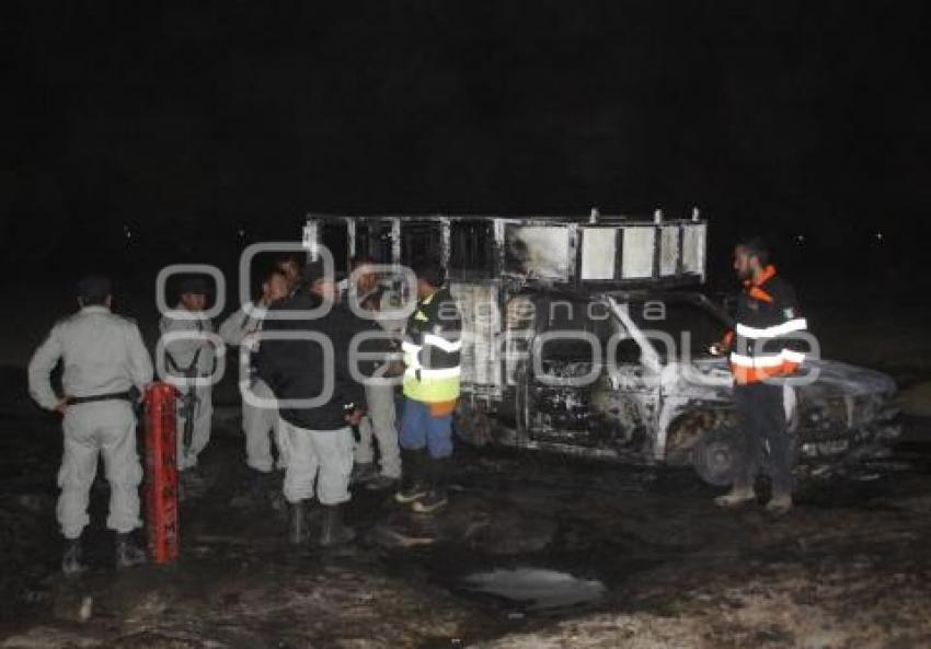 CAMIONETA INCENDIADA . TOMA CLANDESTINA