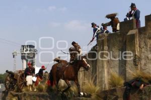 DESFILE 5 DE MAYO . ENSAYO