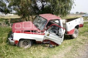 NOTA ROJA . CHOQUE EN LA ATLIXCO MATAMOROS