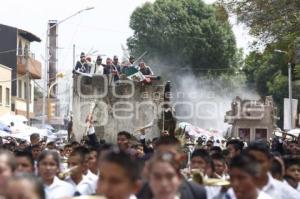 DESFILE CÍVICO MILITAR . 5 DE MAYO