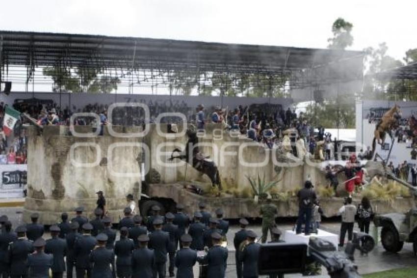 DESFILE CÍVICO MILITAR . 5 DE MAYO