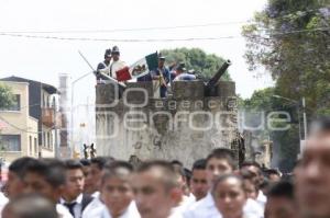 DESFILE CÍVICO MILITAR . 5 DE MAYO